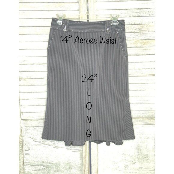 MONTON Grey Pinstripe Skirt Size 4 - Picture 2 of 9